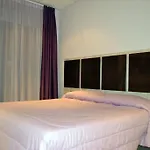 Central Hotell 3*