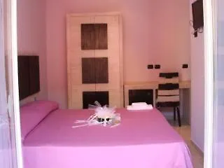 Central Ξενοδοχείο 3*